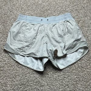 Lululemon Hotty Hot Short (Long 4")